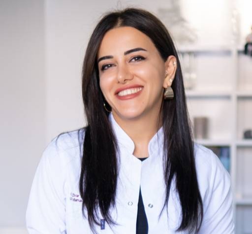 Uzman ginekoloq Zivər Eldarova